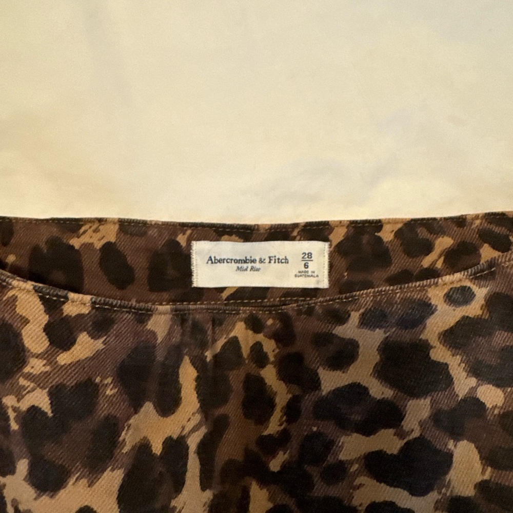 Abercrombie & Fitch Cheetah Skort - Picture 3 of 3